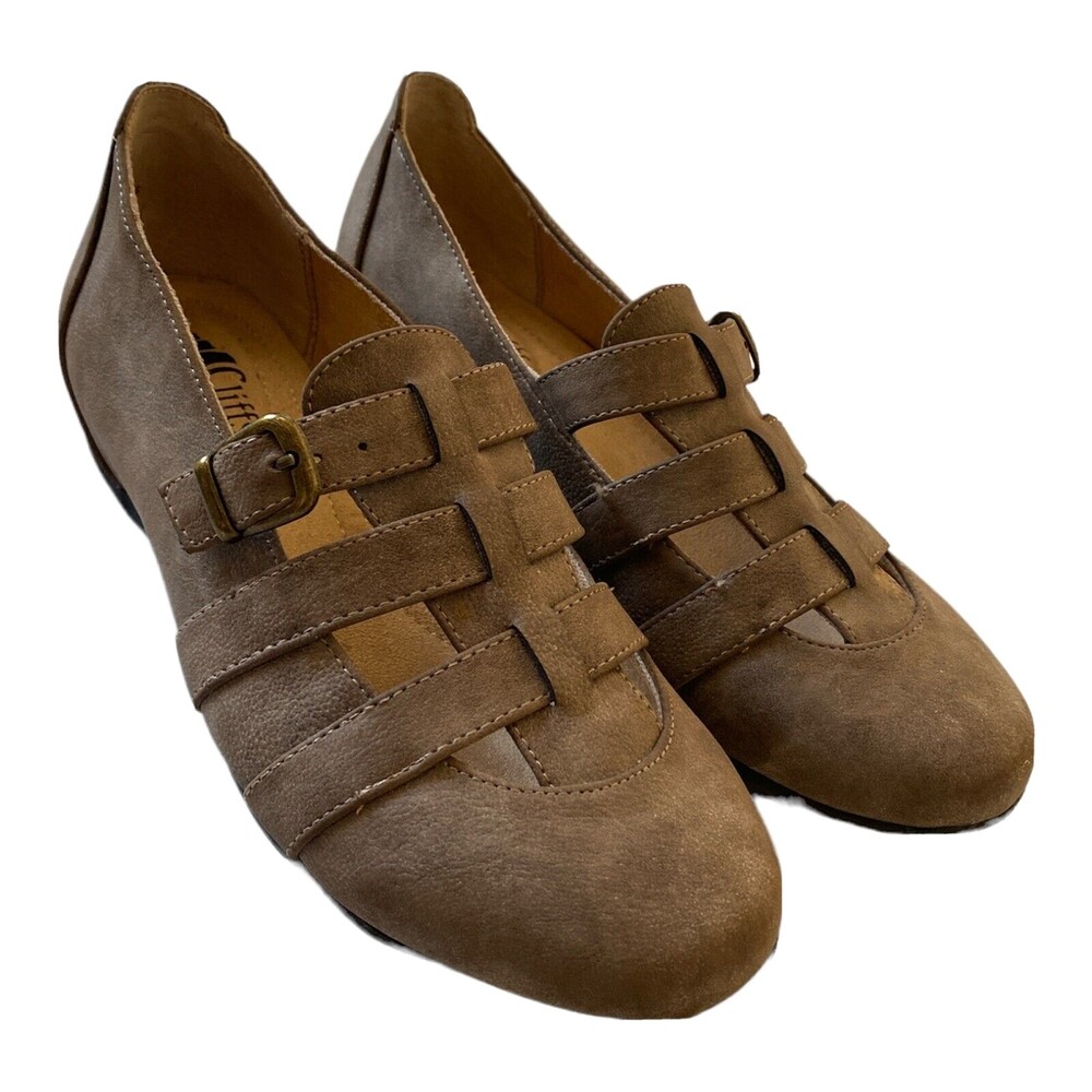 Cliffs by White Mountain Womens Comfort Simmie Taupe Nubuck Flats Shoes Size 6M